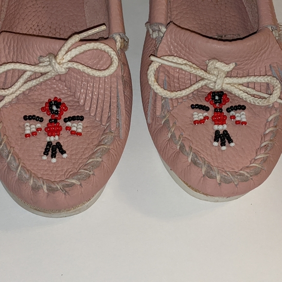 Minnetonka Moccasins Thunderbird Pink Leather - Picture 5 of 6